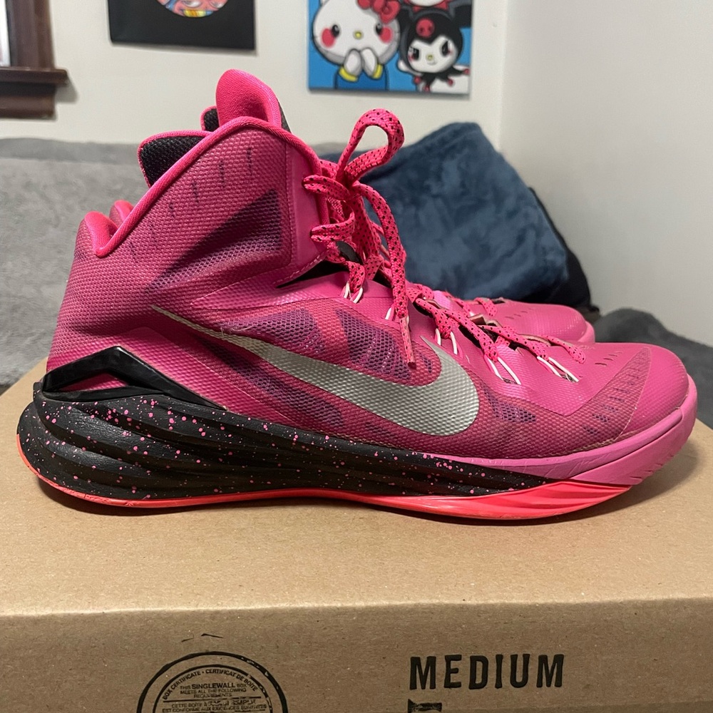 Nike Hyperdunk 2014 Think Pink Size 12